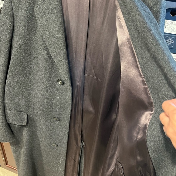 Coat - Picture 2 of 4